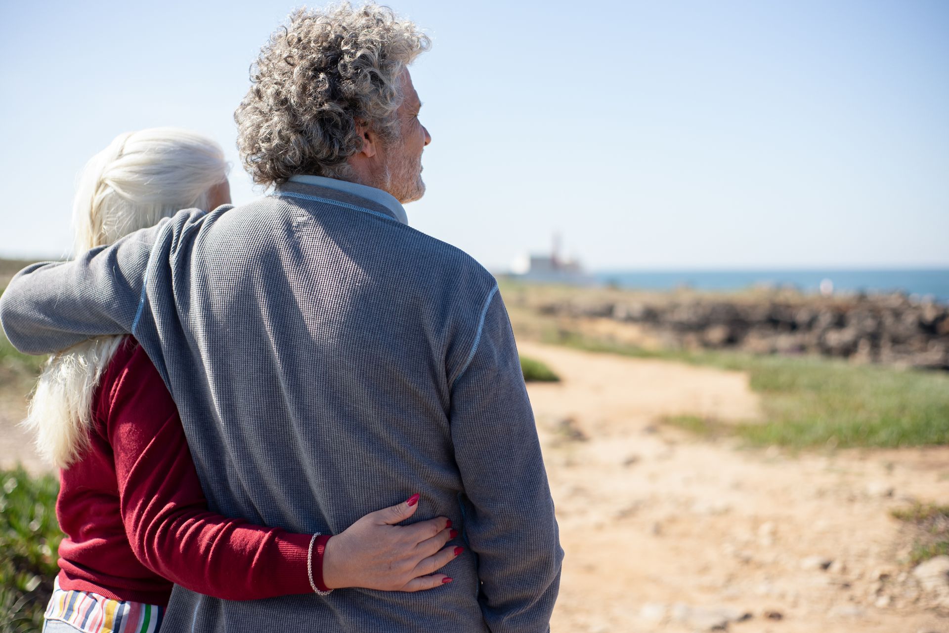 Couple profitant de sa retraite